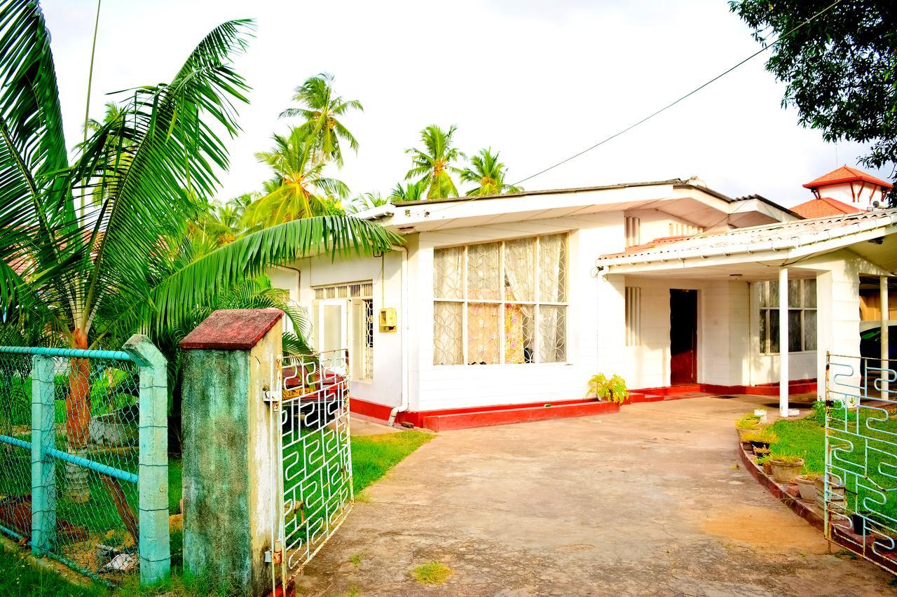 Aeroform Homestay Negombo Luaran gambar