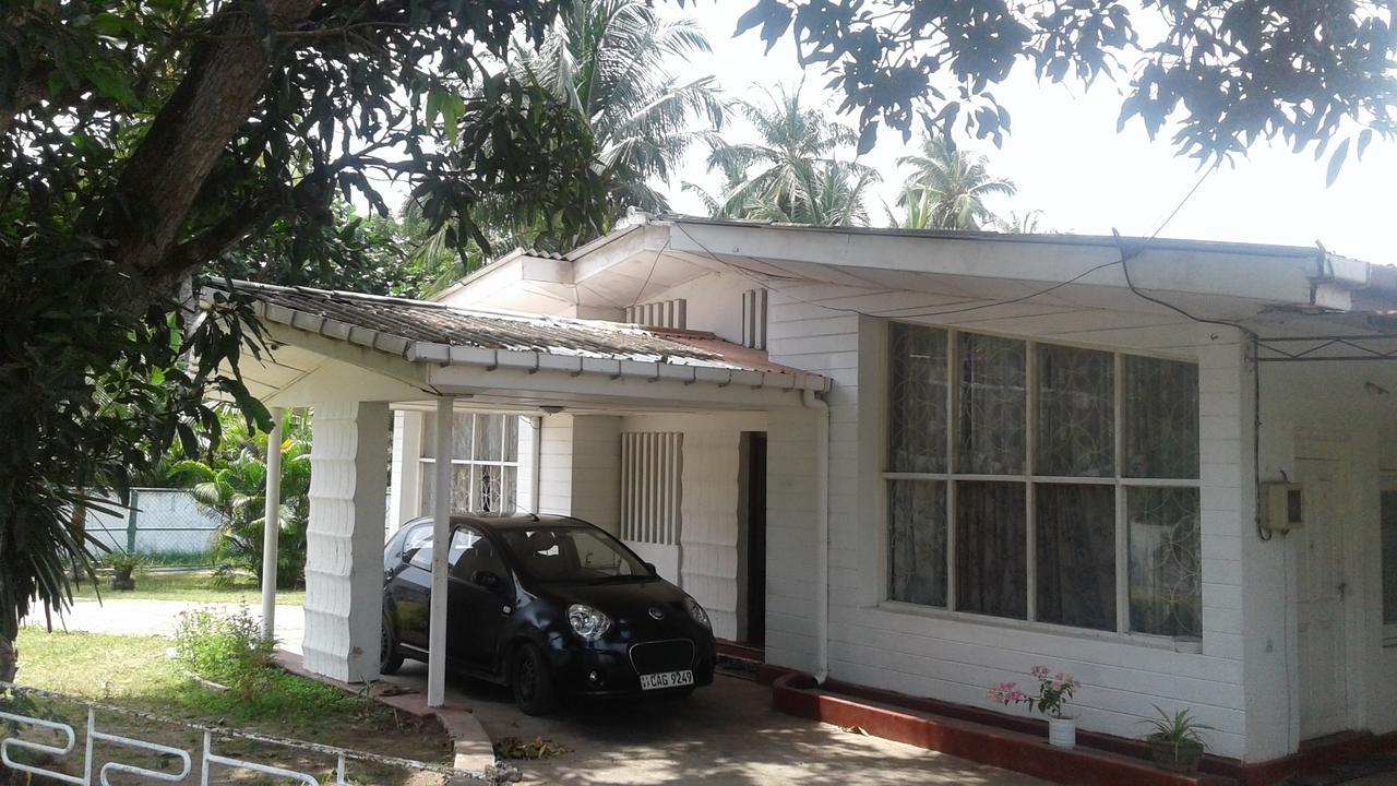 Aeroform Homestay Negombo Luaran gambar